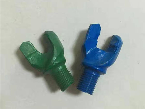 貓碩鉆頭